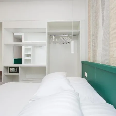 Smart - Harbour Hotel