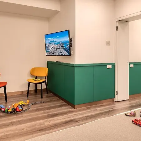 Hotel Smart - Harbour 4*